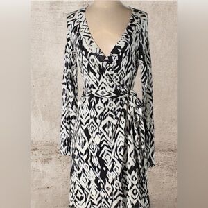TART 💓SZ XS S💓BLACK AND WHITE SILK EFFECT JERSEY WRAP DRESS EXCELLENT CONDITION
